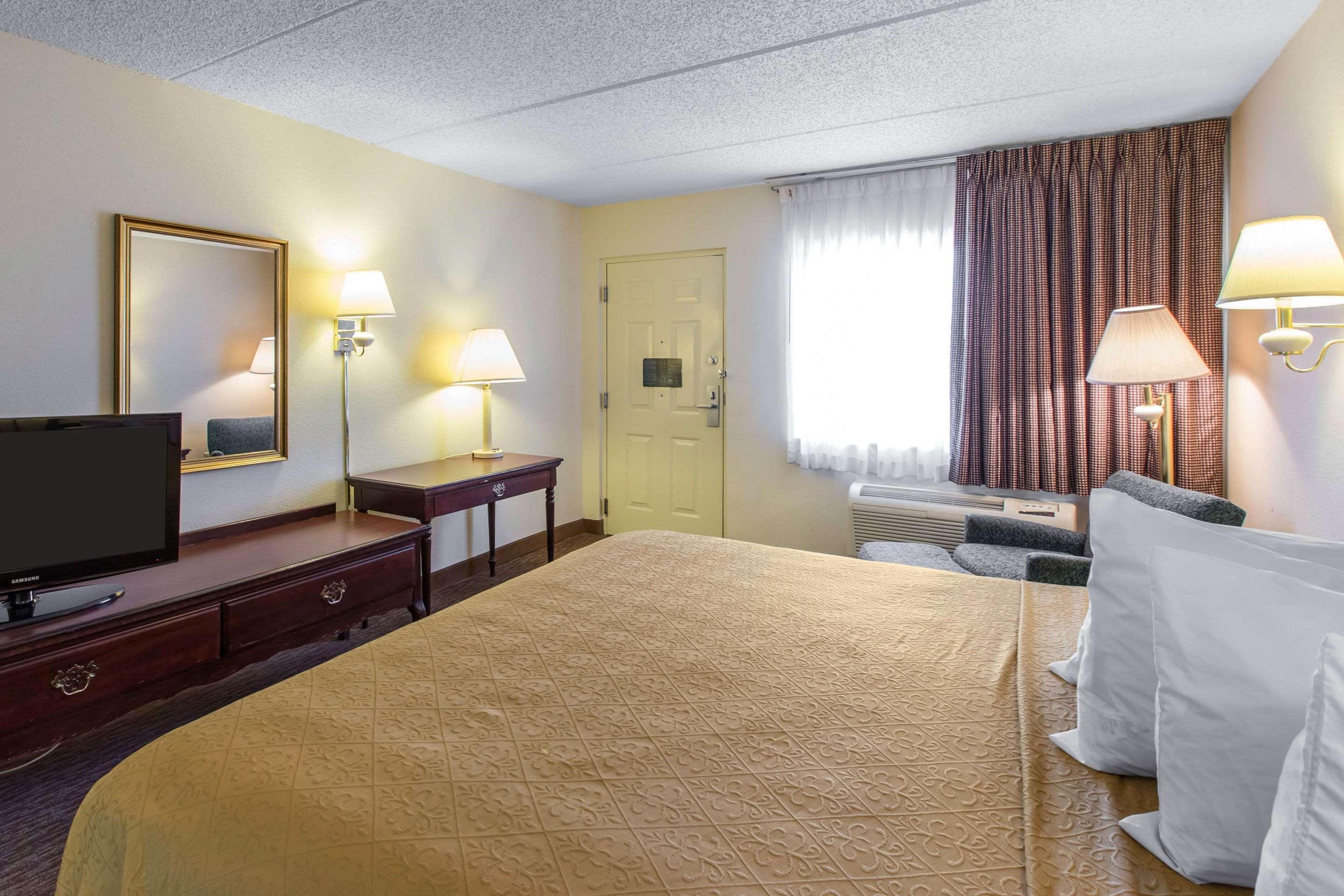 Quality Inn Кордел Экстерьер фото