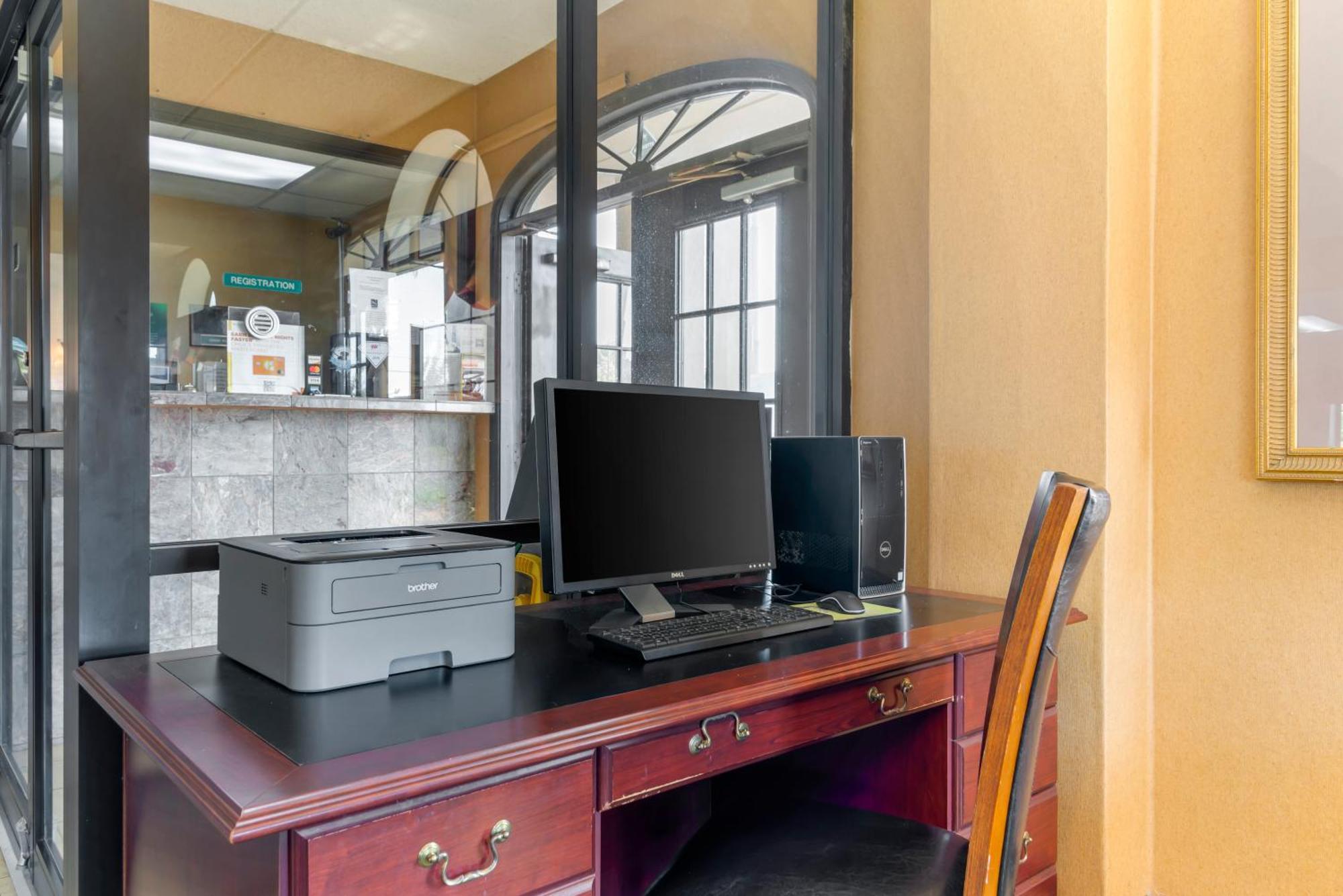 Quality Inn Кордел Экстерьер фото